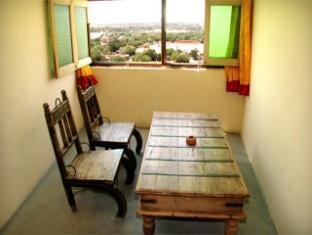 דירות ג'איסלמר Deepak Rest House מראה חיצוני תמונה
